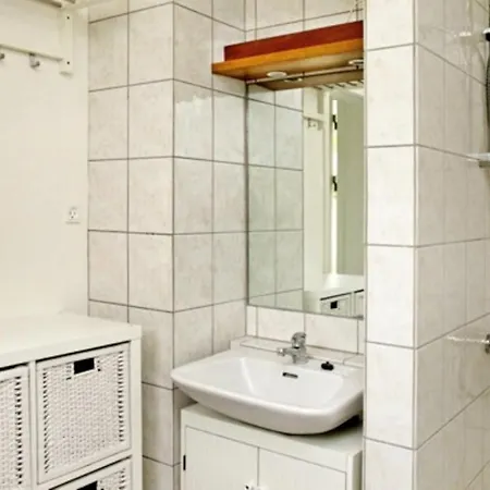 Apartment Sct Knudsborg - 12E - Apartment On The Beach *