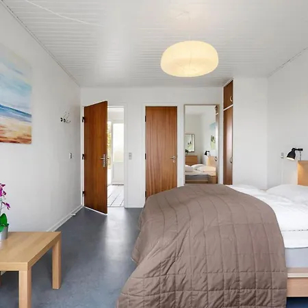 Sct Knudsborg - 12E - Apartment On The Beach Apartment